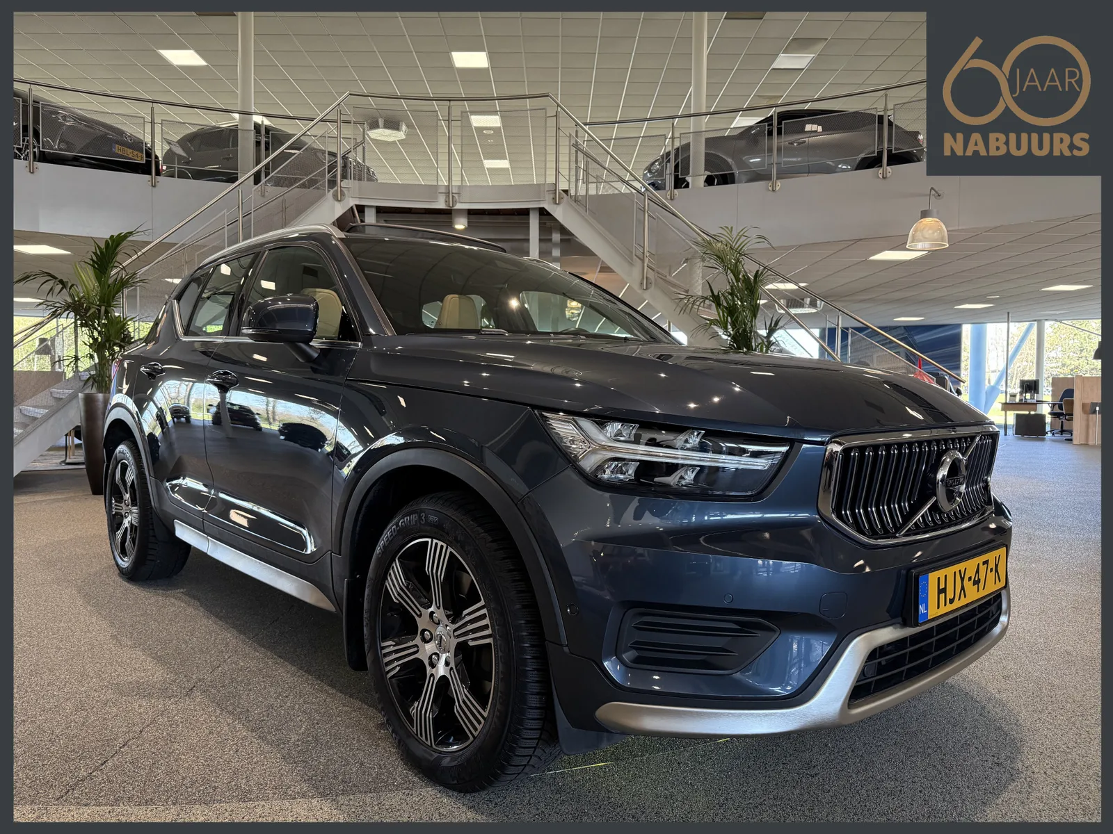 Volvo XC40 (2020) — foto 1
