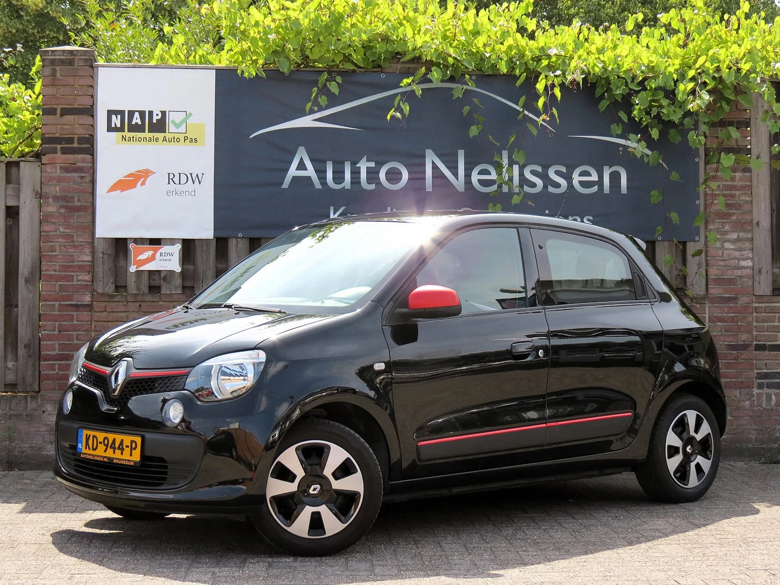 Renault Twingo (2016) — foto 1