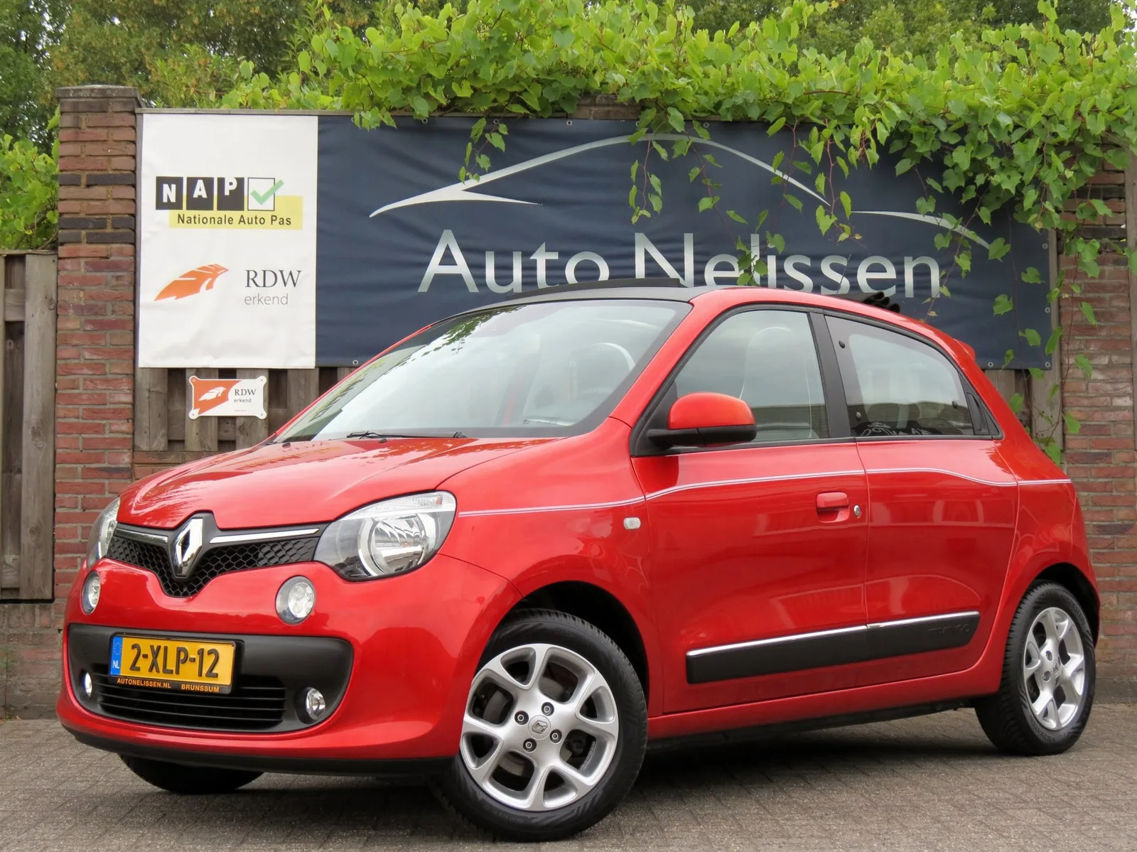 Renault Twingo (2014) — foto 1