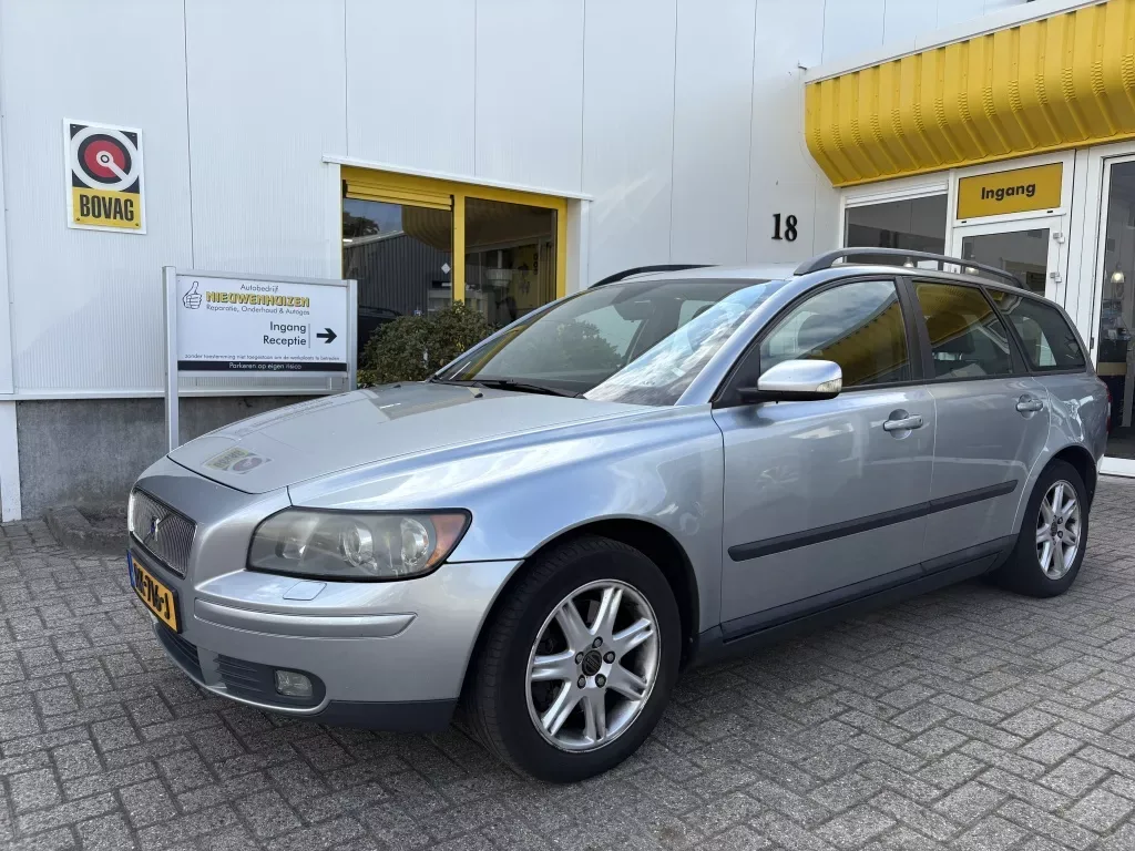 Volvo V50 (2006) — foto 1