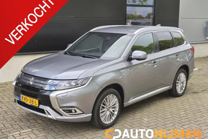 Mitsubishi Outlander (2021)