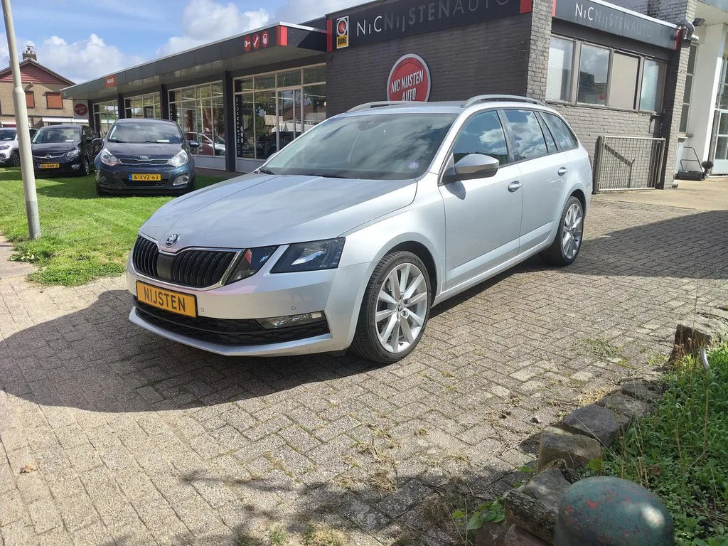 Škoda Octavia (2018) — foto 1