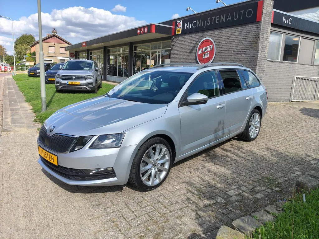 Škoda Octavia (2018) — foto 1
