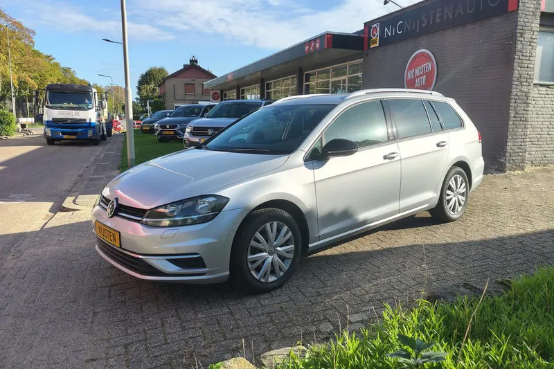 Volkswagen Golf (2019)