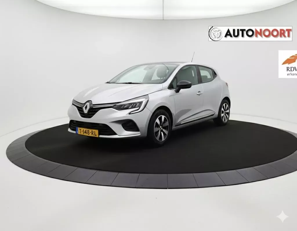 Renault Clio (2023) — foto 1