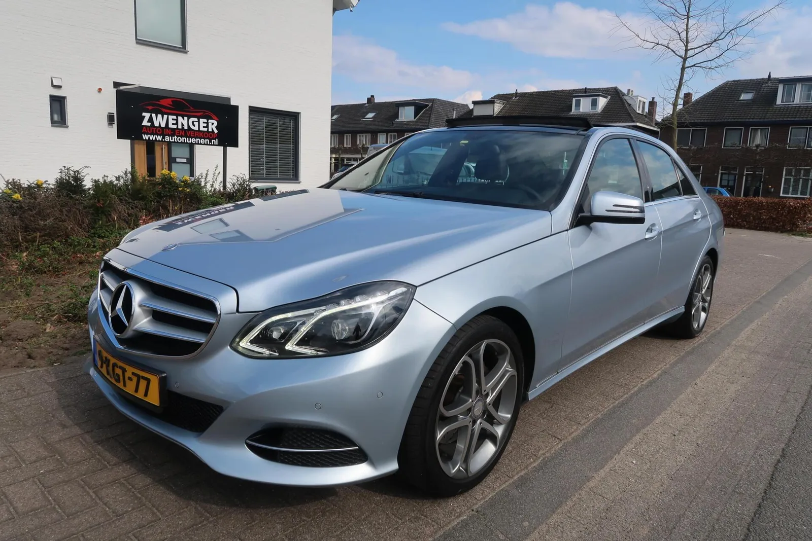 Mercedes-Benz E-Klasse (2013) — foto 1