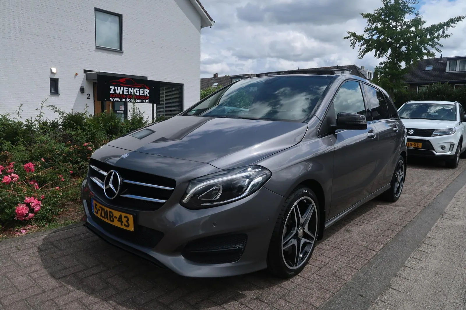 Mercedes-Benz B-Klasse (2015) — foto 1
