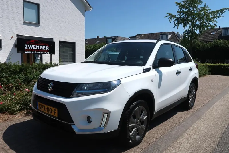 Suzuki Vitara (2024)