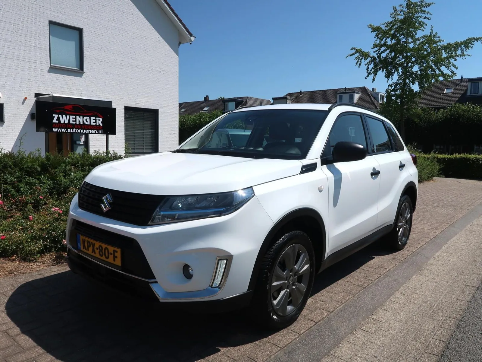 Suzuki Vitara (2024) — foto 1