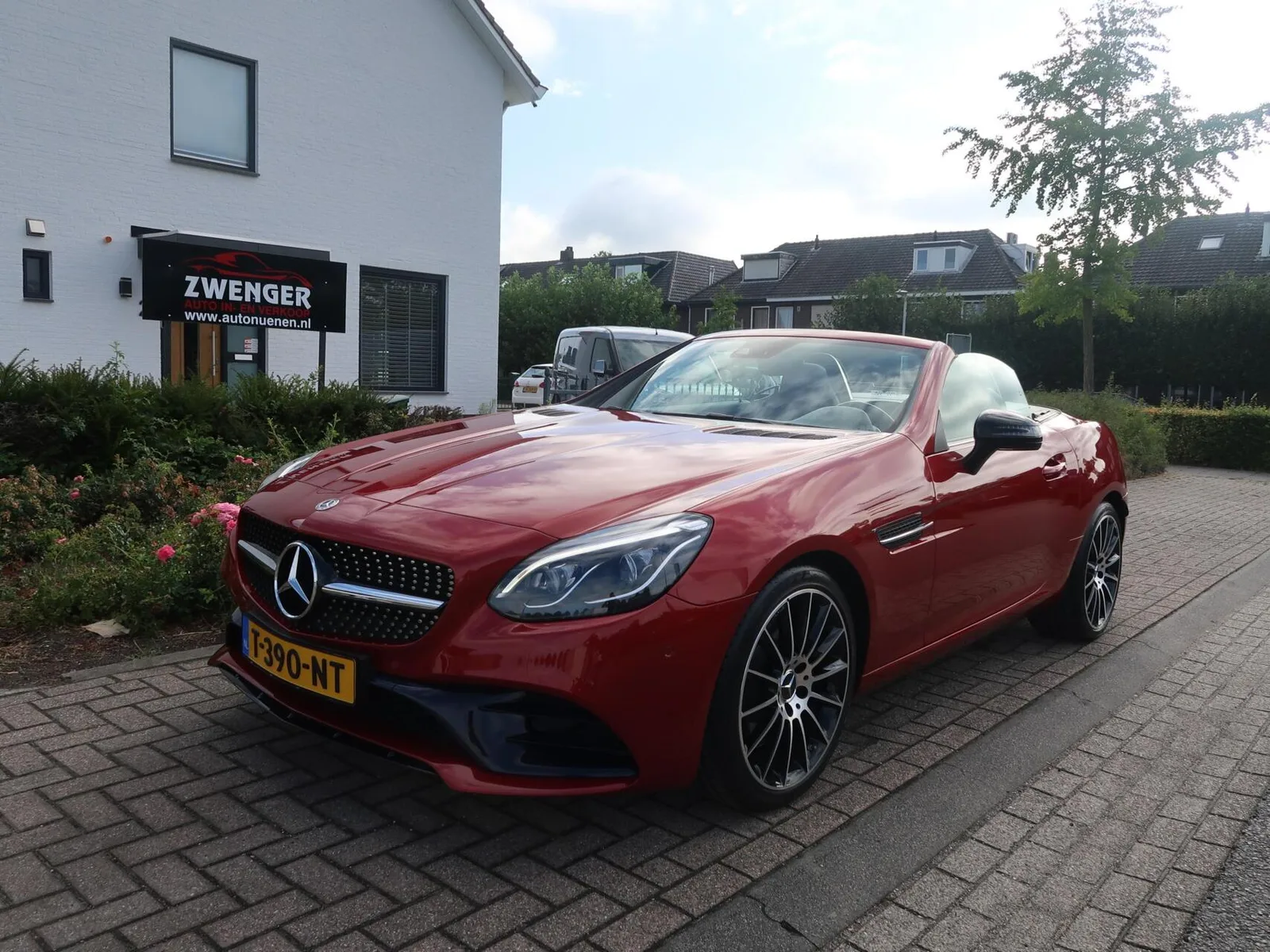 Mercedes-Benz SLC-Klasse (2017) — foto 1