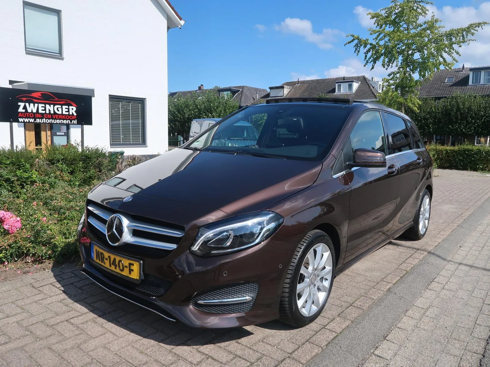 Mercedes-Benz B-Klasse (2017) — foto 1