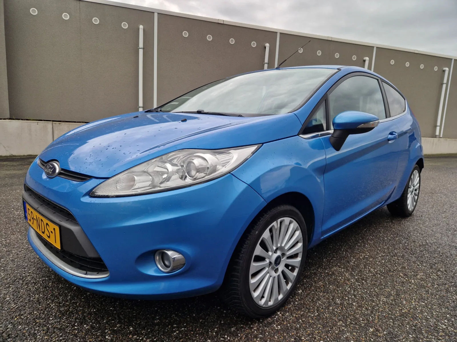 Ford Fiesta (2010) — foto 1