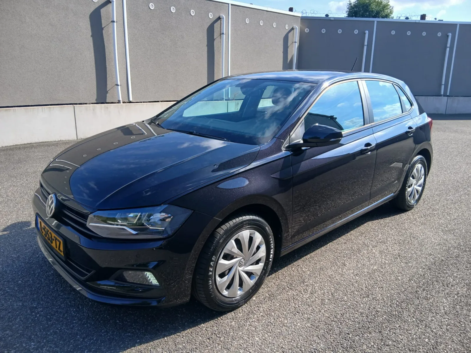 Volkswagen Polo (2018) — foto 1