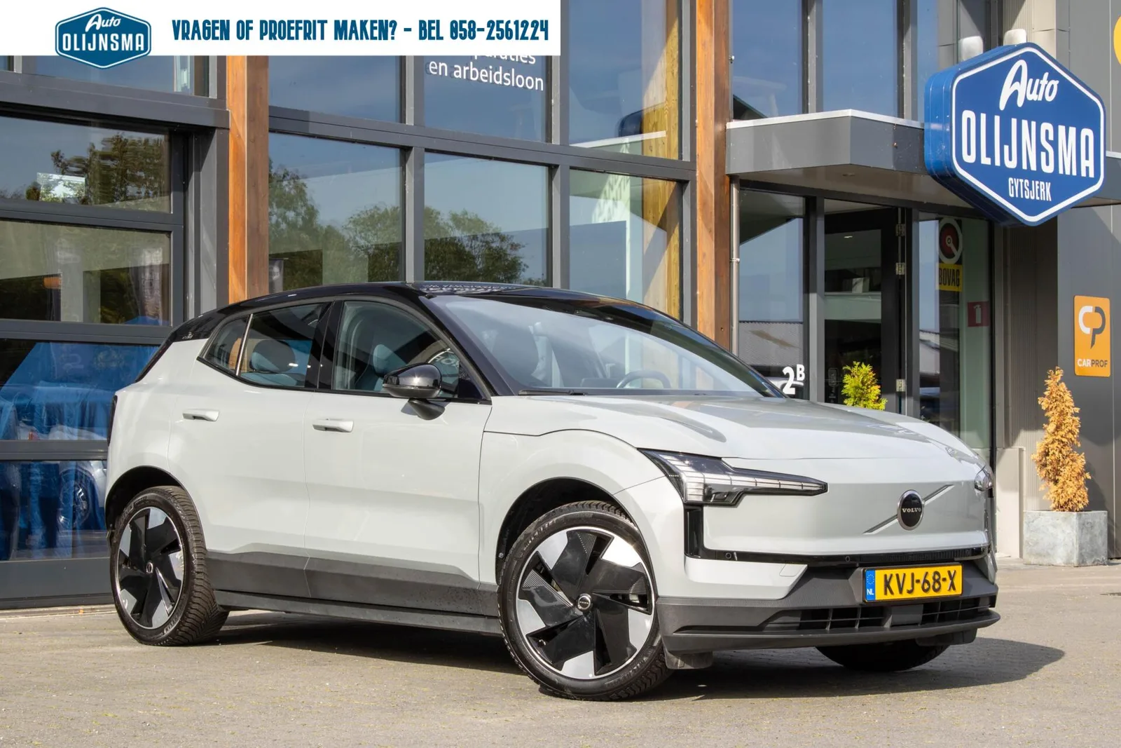 Volvo EX30 (2024) — foto 1