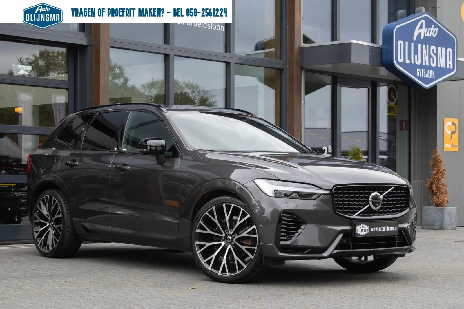 Volvo XC60 (2022) — foto 1