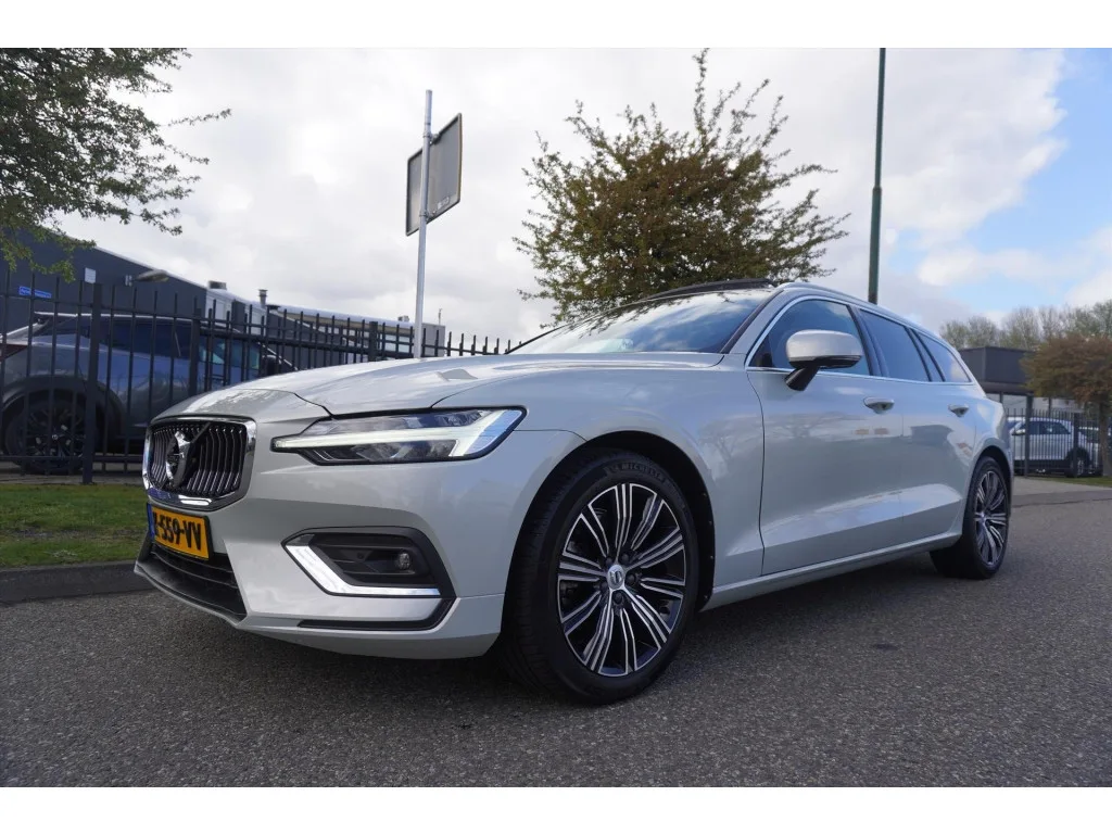 Volvo V60 (2021) — foto 1