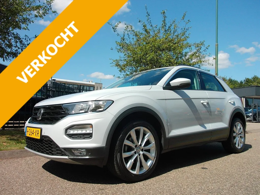 Volkswagen T-Roc (2020) — foto 1