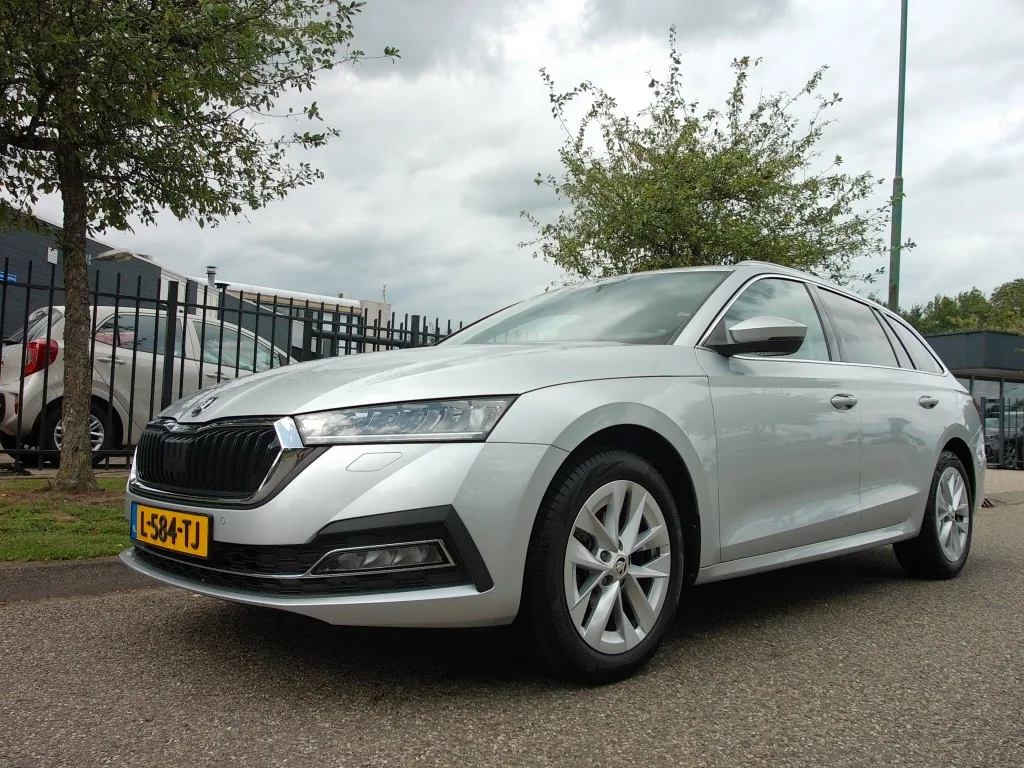 Škoda Octavia (2021) — foto 1