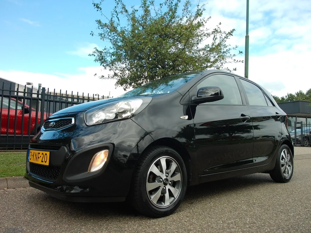 Kia Picanto (2013) — foto 1