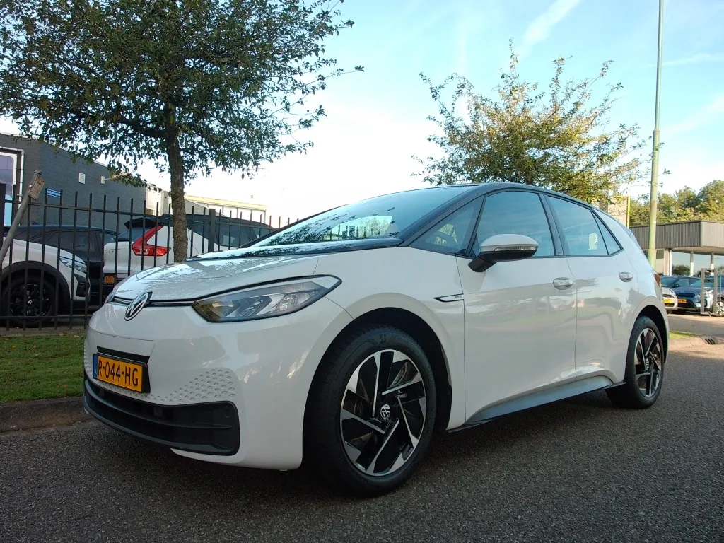 Volkswagen ID.3 (2022) — foto 1
