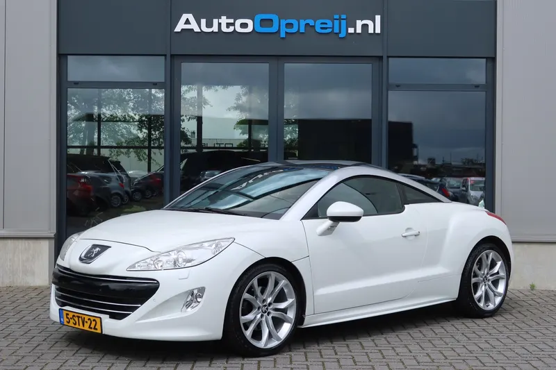 Peugeot RCZ (2013)