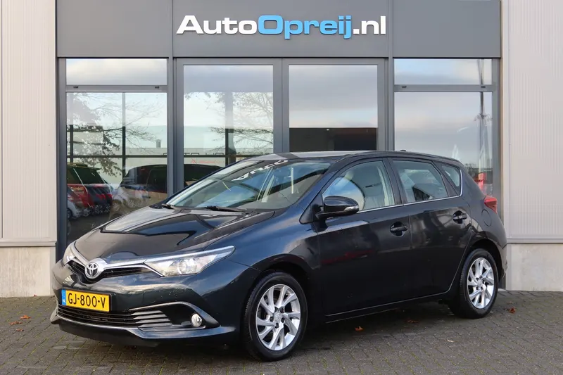 Toyota Auris (2015)