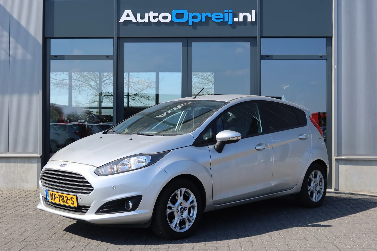 Ford Fiesta (2013) — foto 1