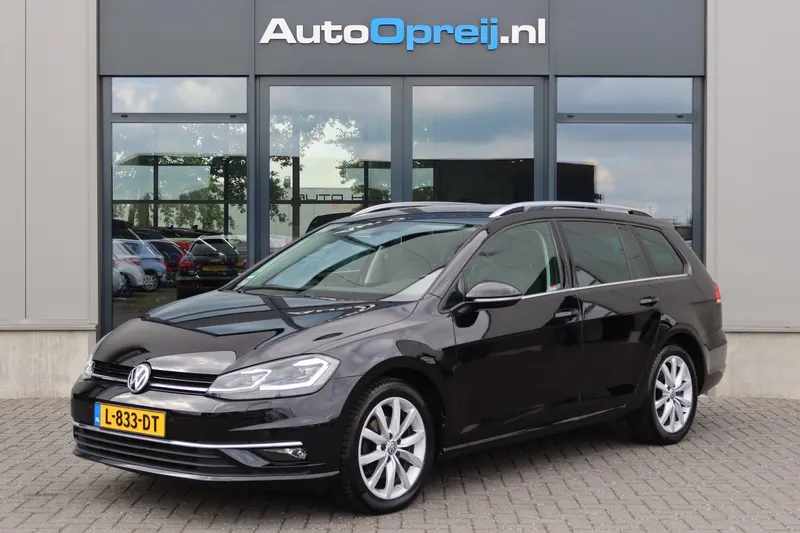 Volkswagen Golf (2020)