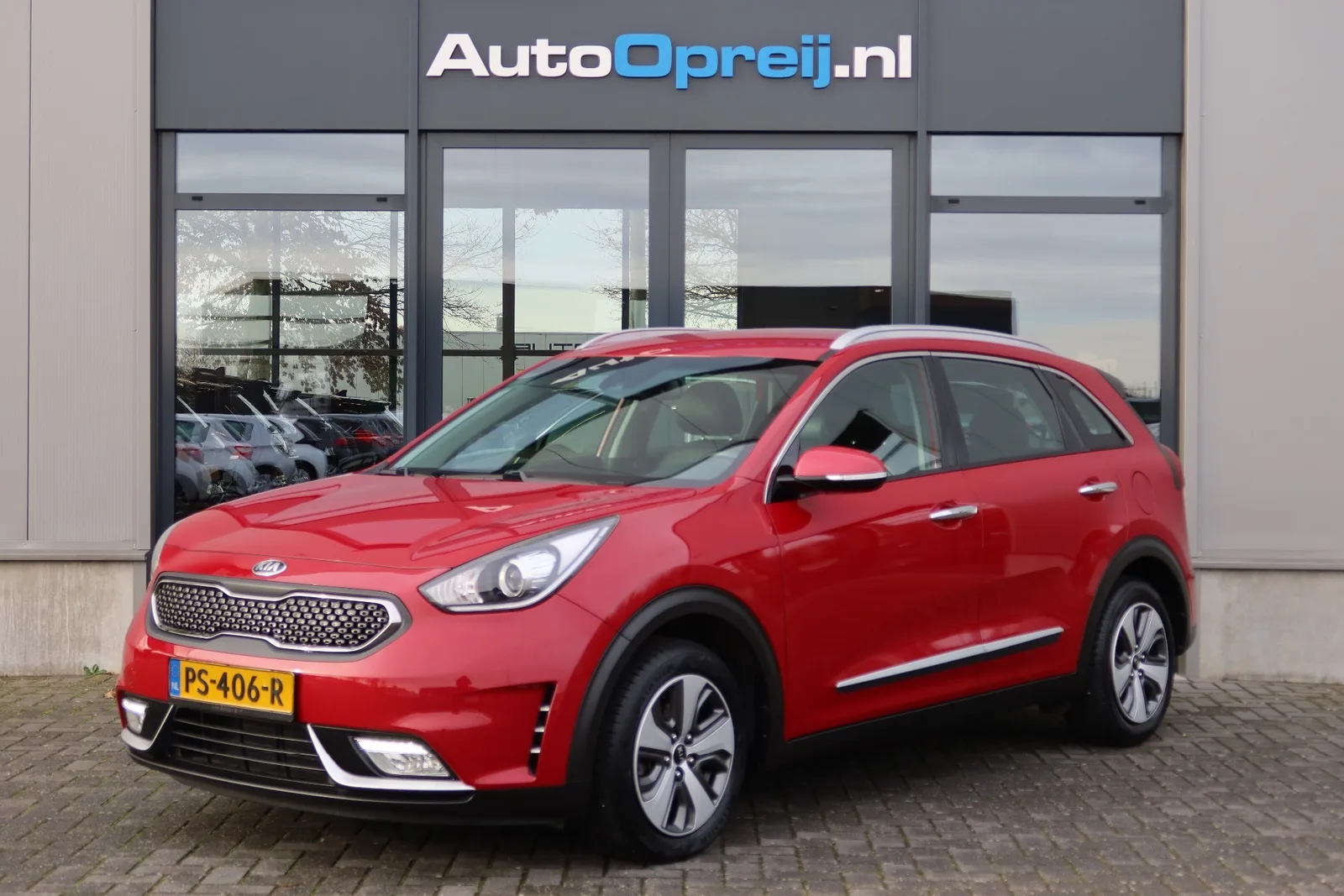 Kia Niro (2017) — foto 1