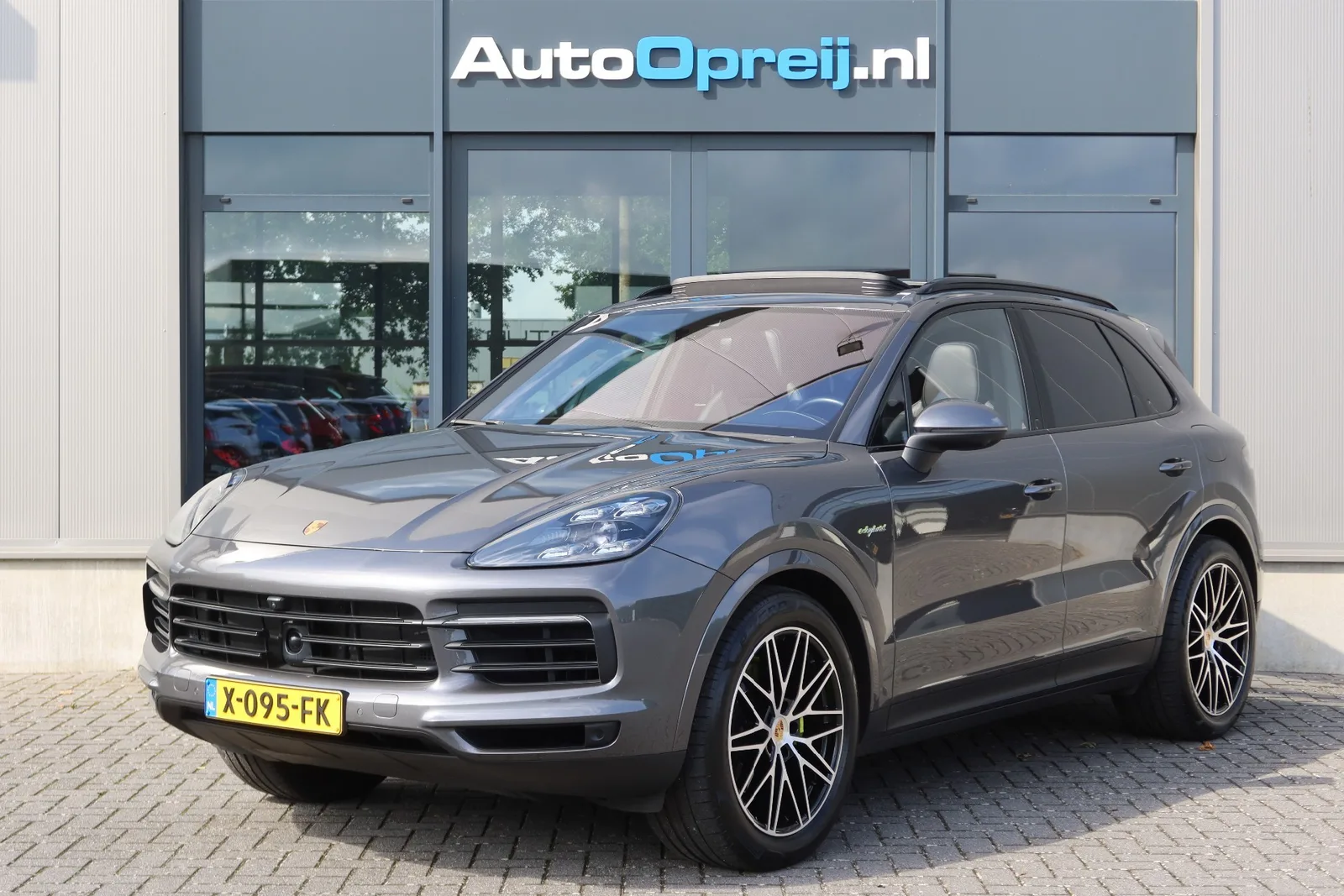 Porsche Cayenne (2021) — foto 1