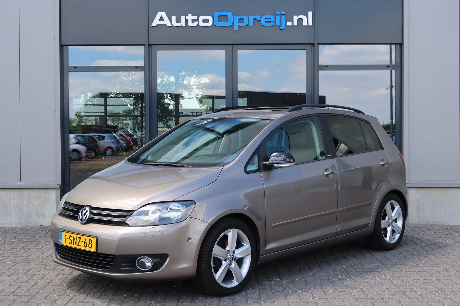 Volkswagen Golf Plus (2012) — foto 1