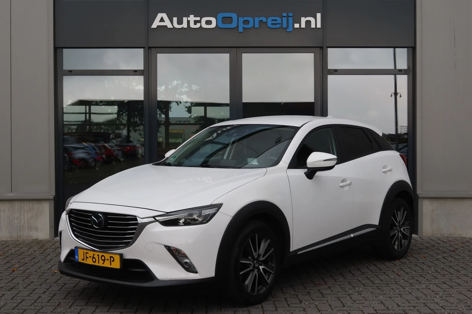 Mazda CX-3 (2016) — foto 1