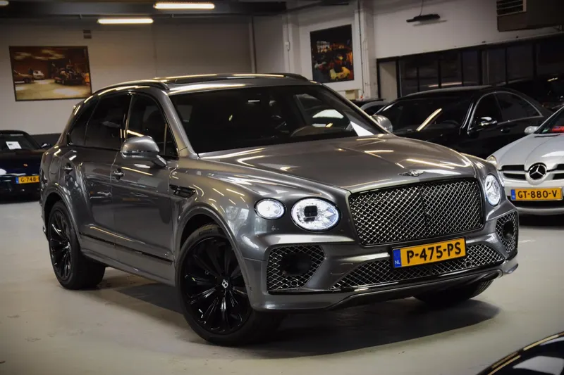 Bentley Bentayga (2022)