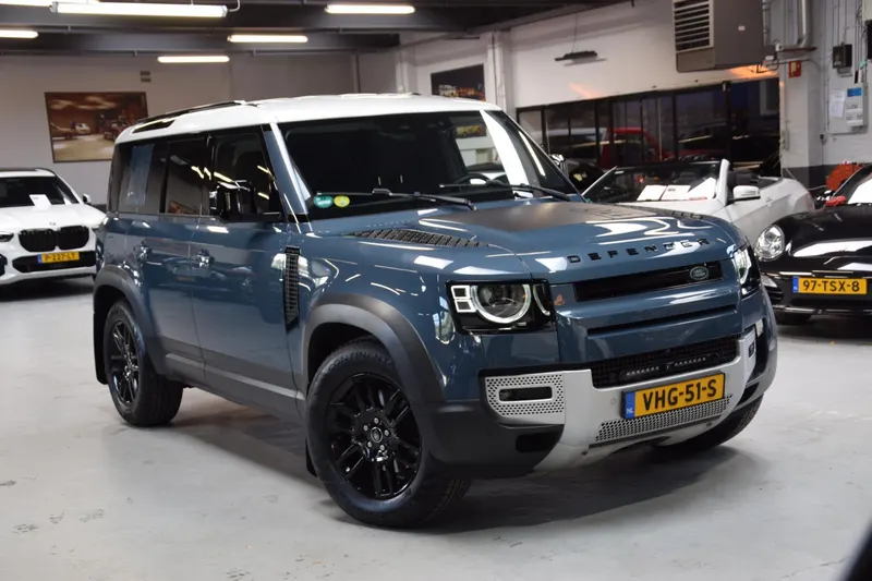 Land Rover Defender (2020)