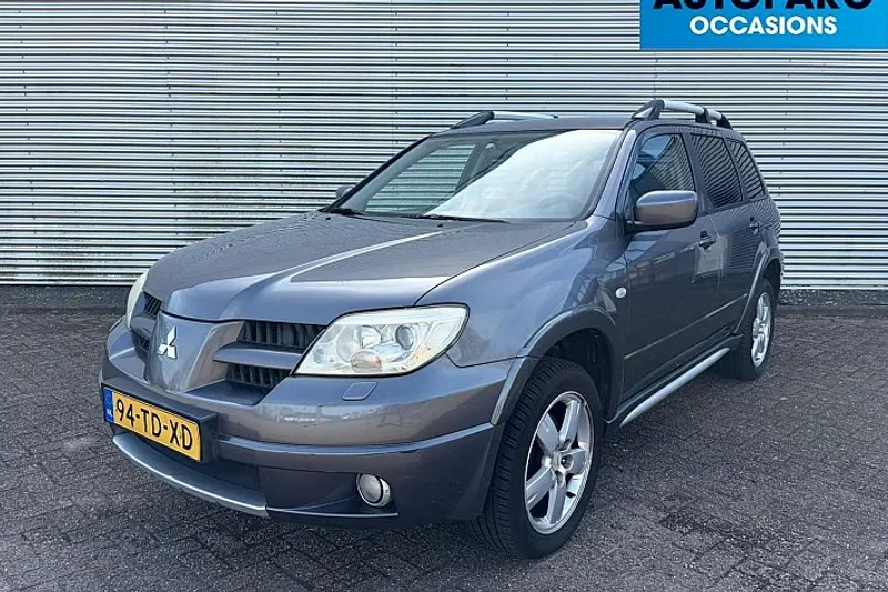 Mitsubishi Outlander (2006)