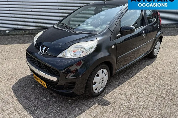 Peugeot 107 (2012) — foto 1