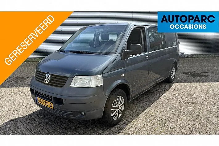 Volkswagen Transporter (2009) — foto 1