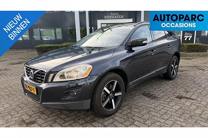 Volvo XC60 (2010) — foto 1