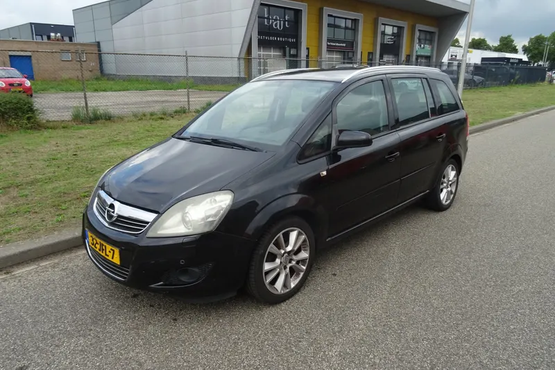 Opel Zafira (2009)