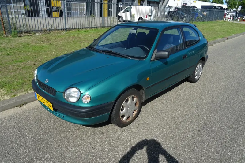 Toyota Corolla (1998)