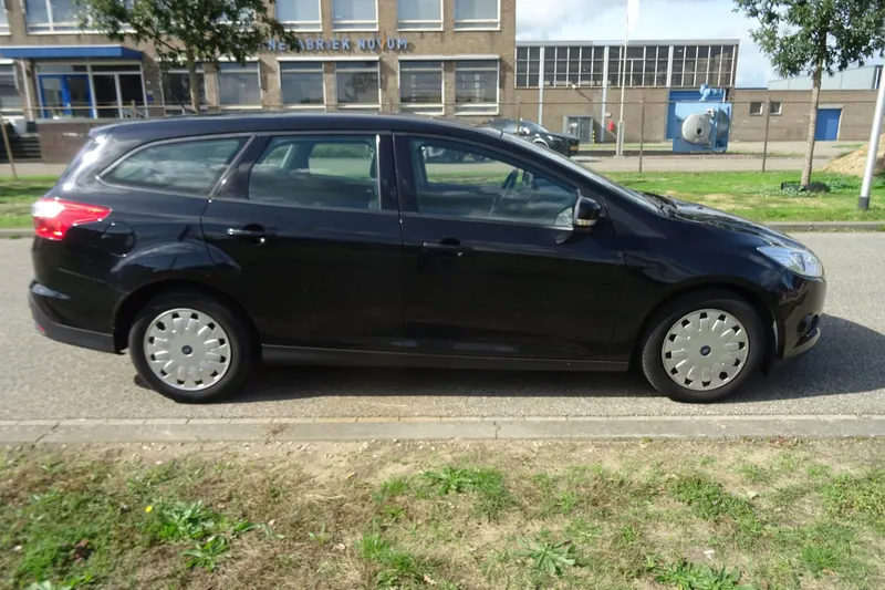 Ford Focus (2013)
