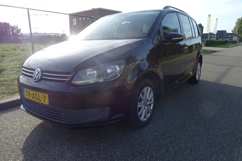 Volkswagen Touran (2012)
