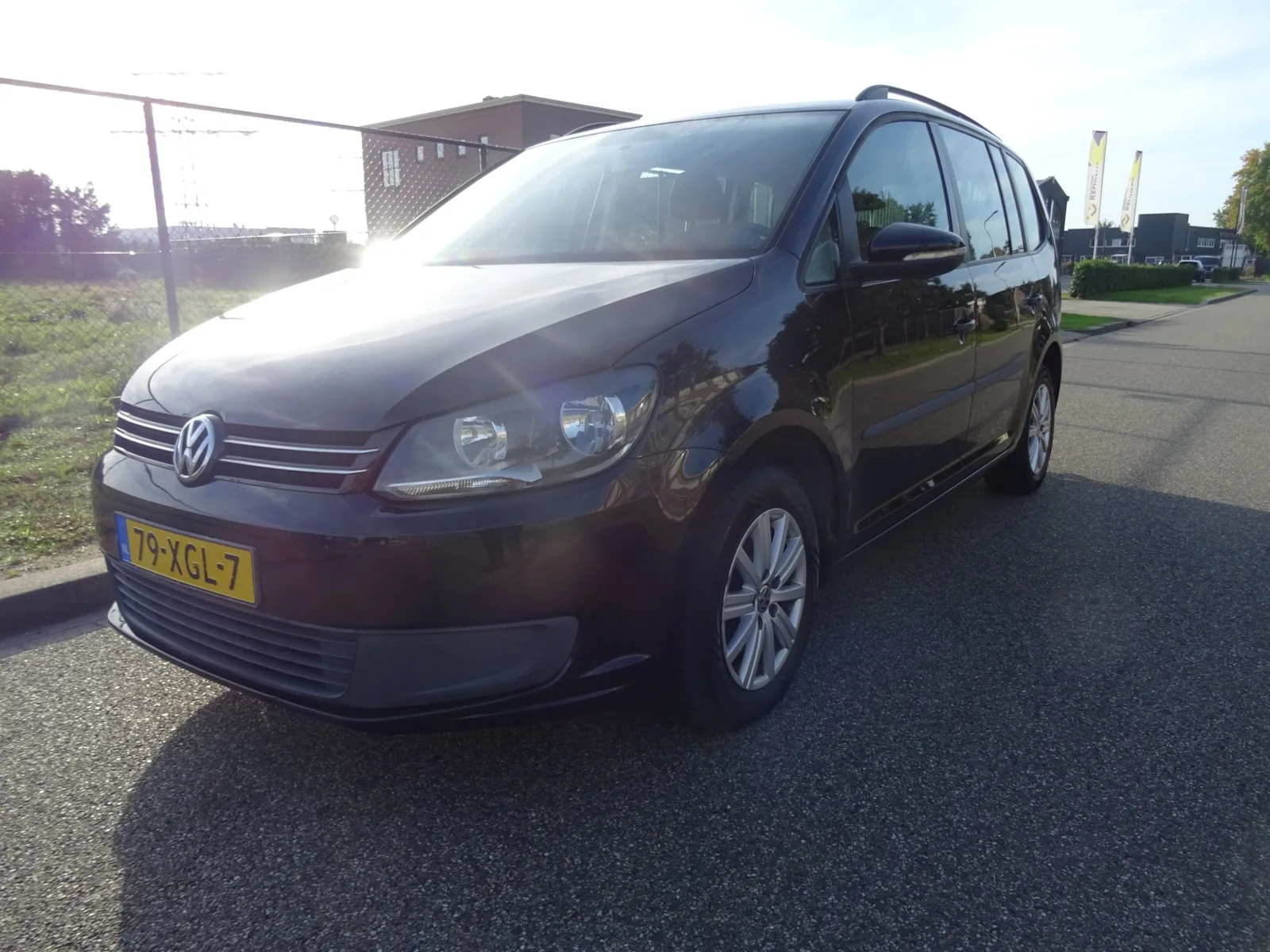 Volkswagen Touran (2012) — foto 1