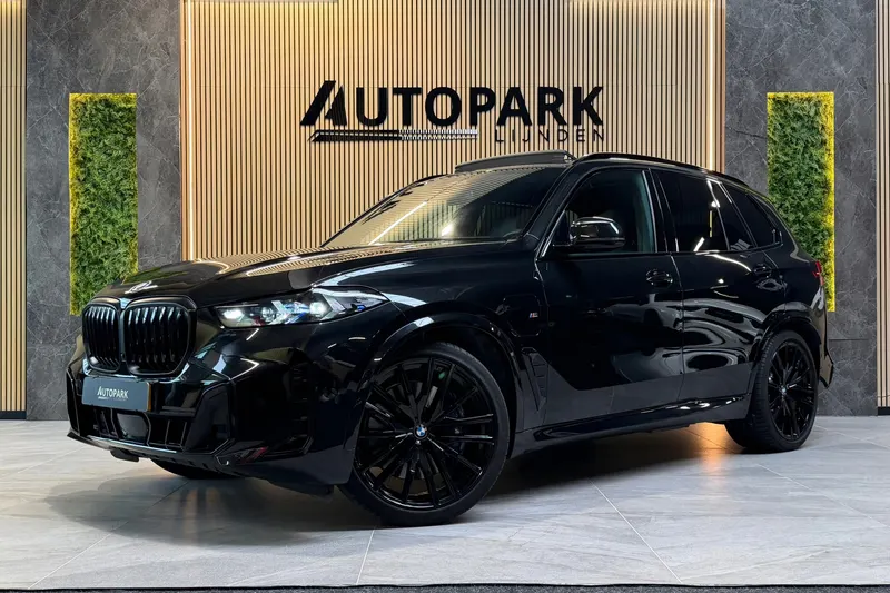 BMW X5 (2025)