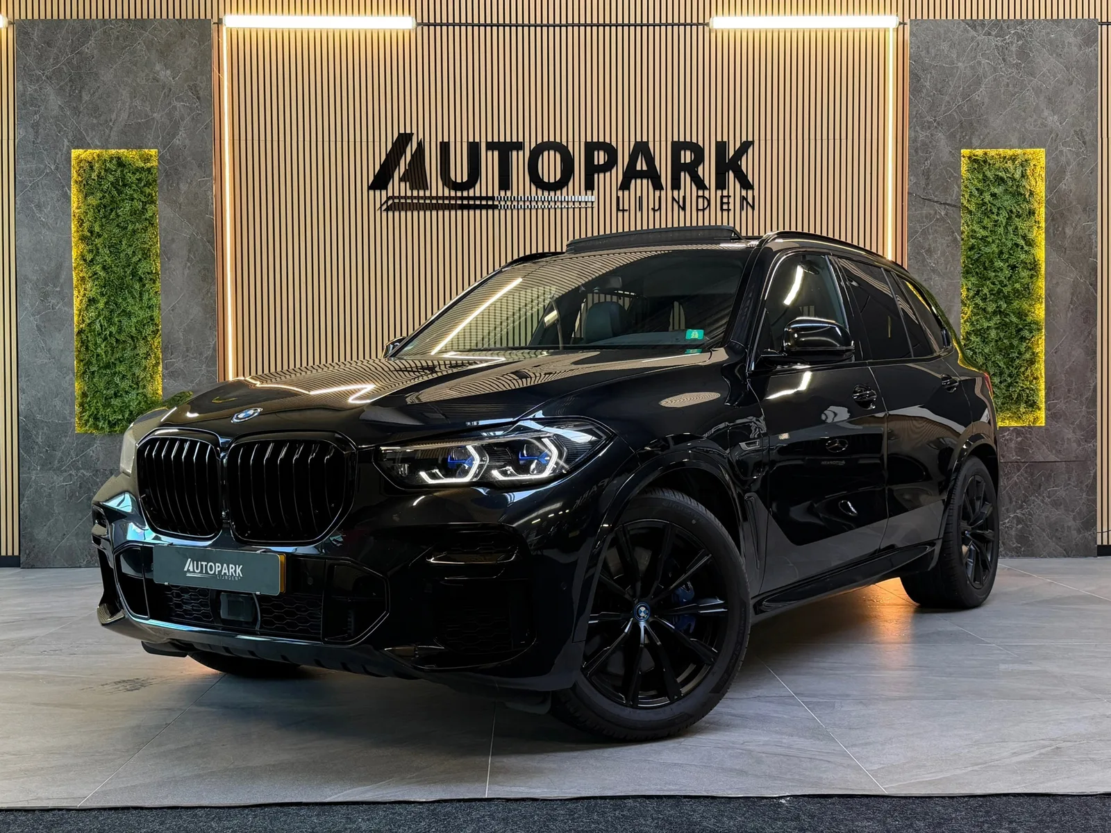 BMW X5 (2021) — foto 1