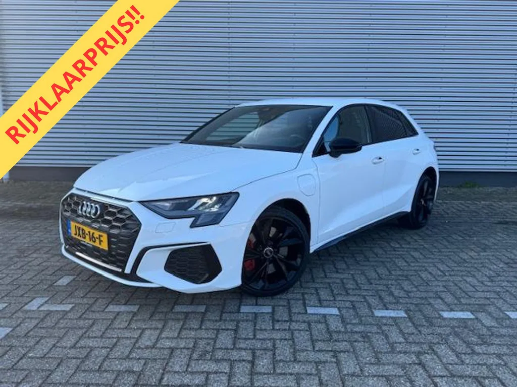Audi A3 (2021) — foto 1