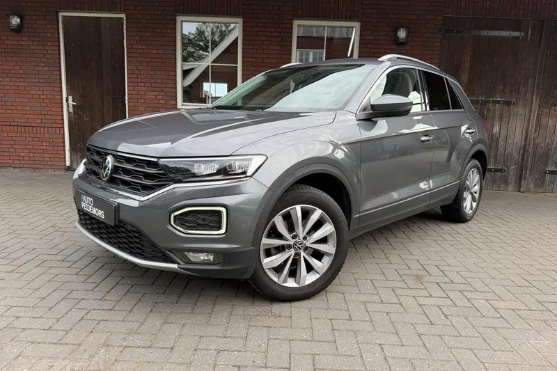 Volkswagen T-Roc (2021)