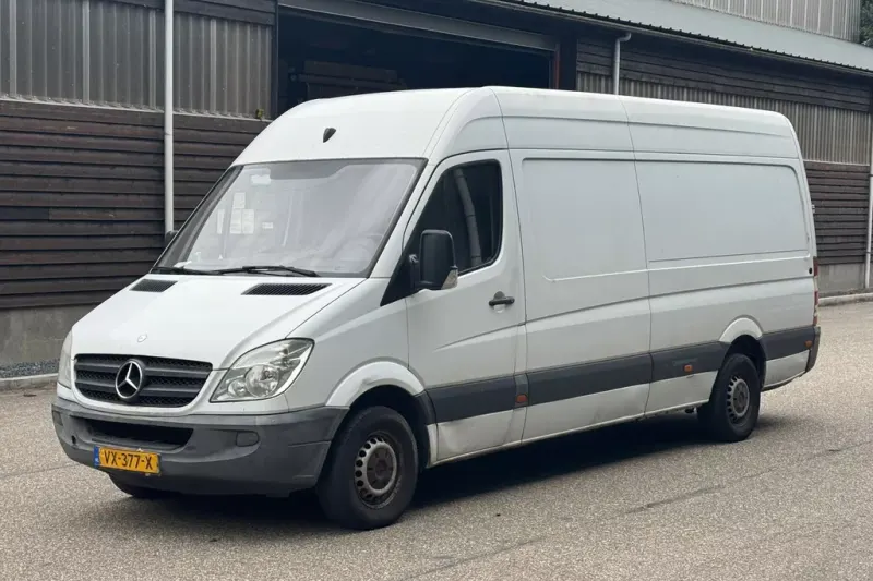 Mercedes-Benz Sprinter (2012)