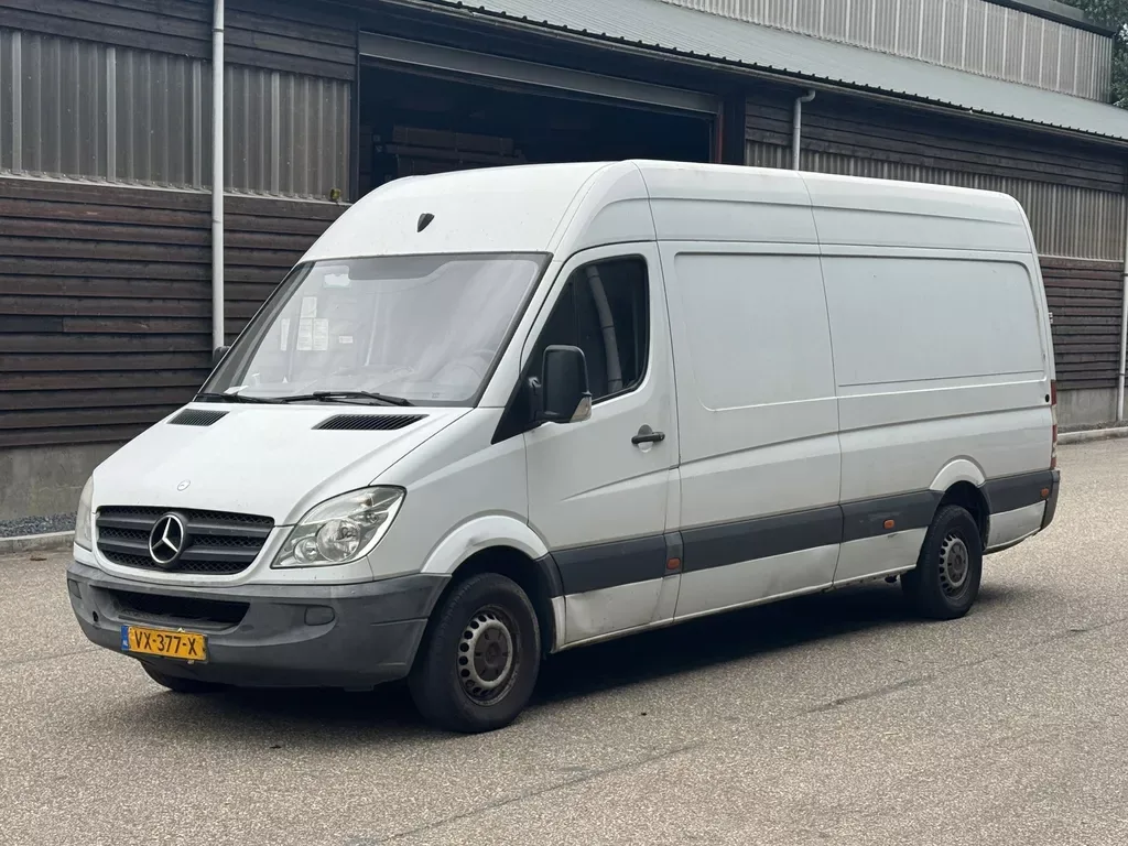 Mercedes-Benz Sprinter (2012) — foto 1
