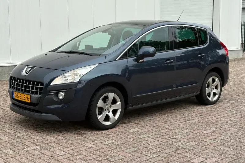 Peugeot 3008 (2011)